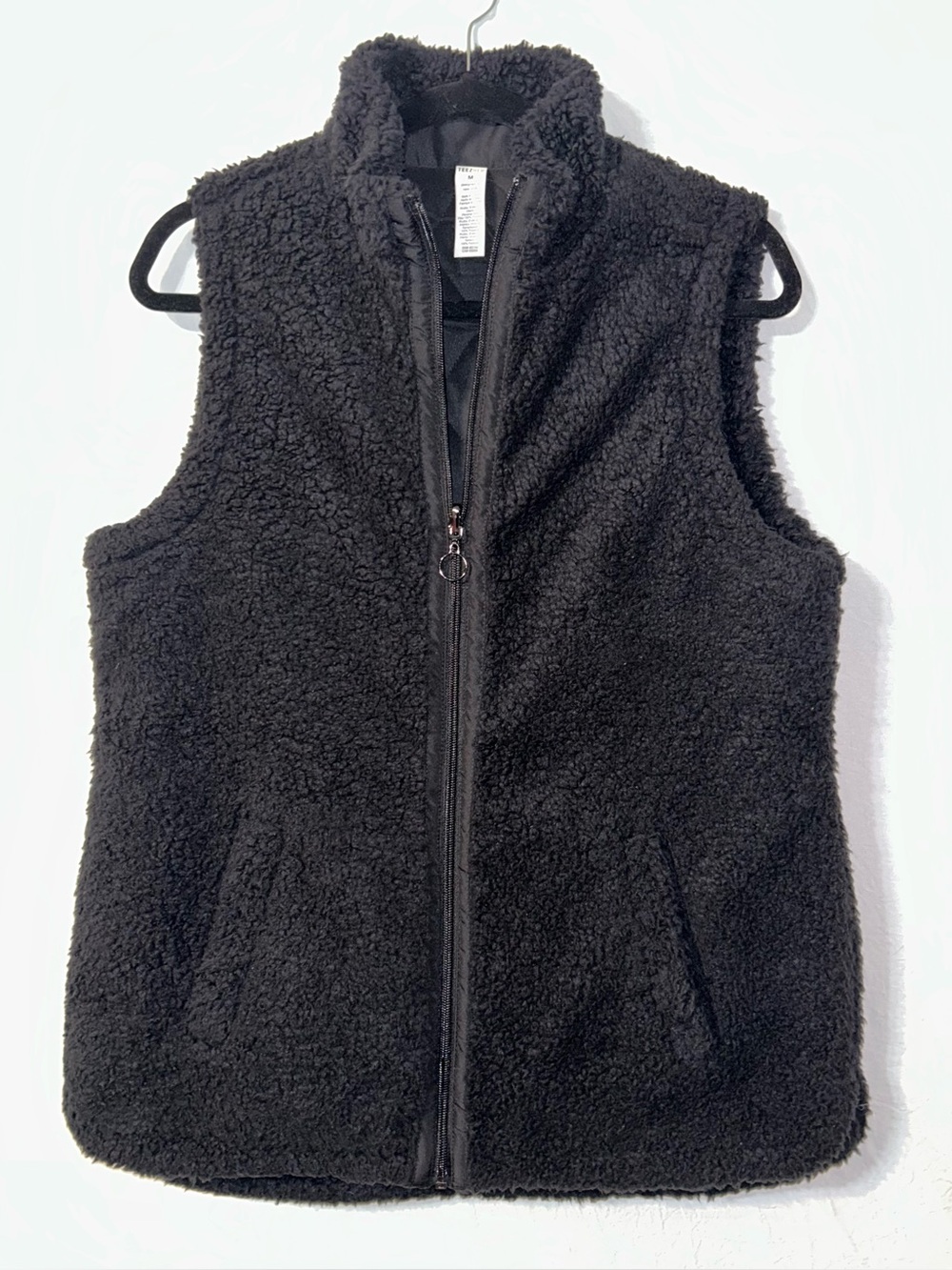 TeezHer Women’s Black Sherpa Zip-Front Vest Reversible Medium Quilted